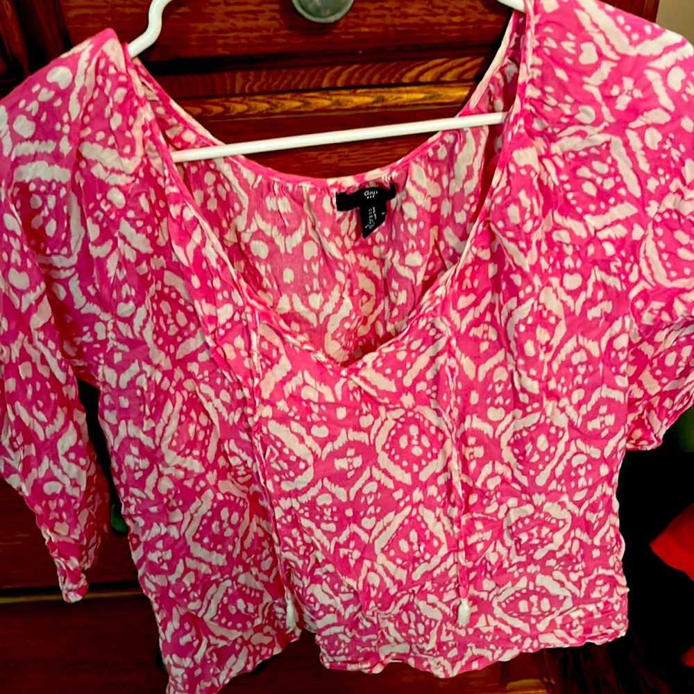 Gap beach casual or dress up for nice night on the town.